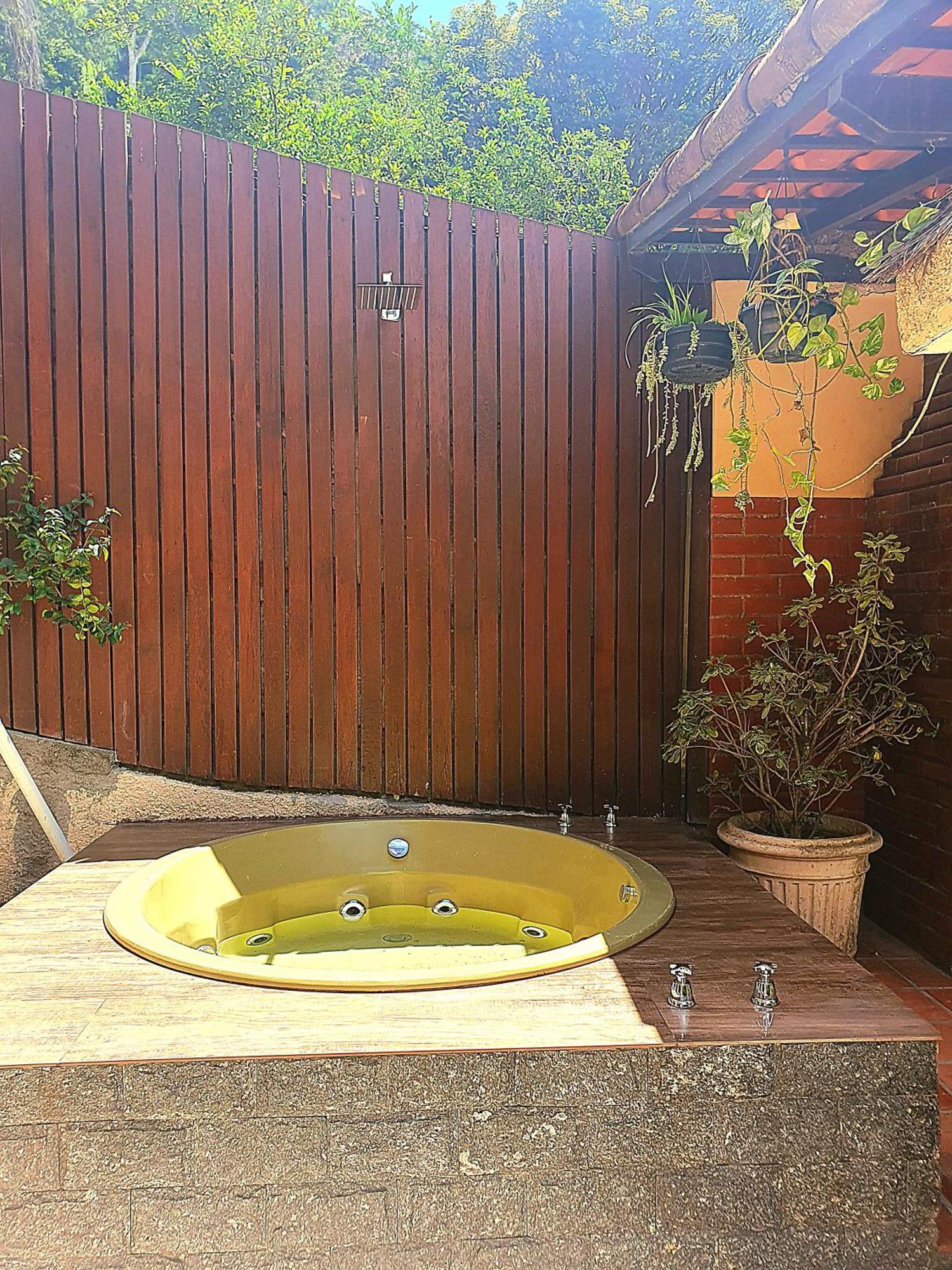 Aconchego De Itaipava - Casa De 3 Quartos, Equipada, Area Kids, Jacuzzi, Pet Friendly, Churrasqueira, Em Meio A Natureza E Proximo Ao Centro Do Bairro Petropolis  Exterior photo
