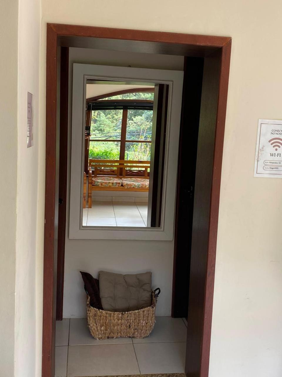 Aconchego De Itaipava - Casa De 3 Quartos, Equipada, Area Kids, Jacuzzi, Pet Friendly, Churrasqueira, Em Meio A Natureza E Proximo Ao Centro Do Bairro Petropolis  Exterior photo