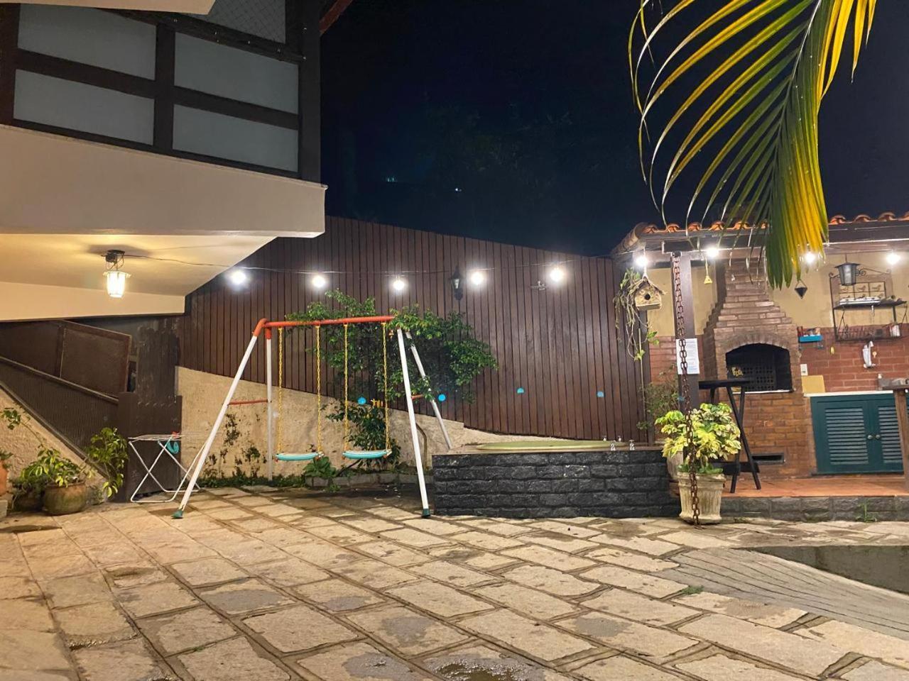 Aconchego De Itaipava - Casa De 3 Quartos, Equipada, Area Kids, Jacuzzi, Pet Friendly, Churrasqueira, Em Meio A Natureza E Proximo Ao Centro Do Bairro Petropolis  Exterior photo